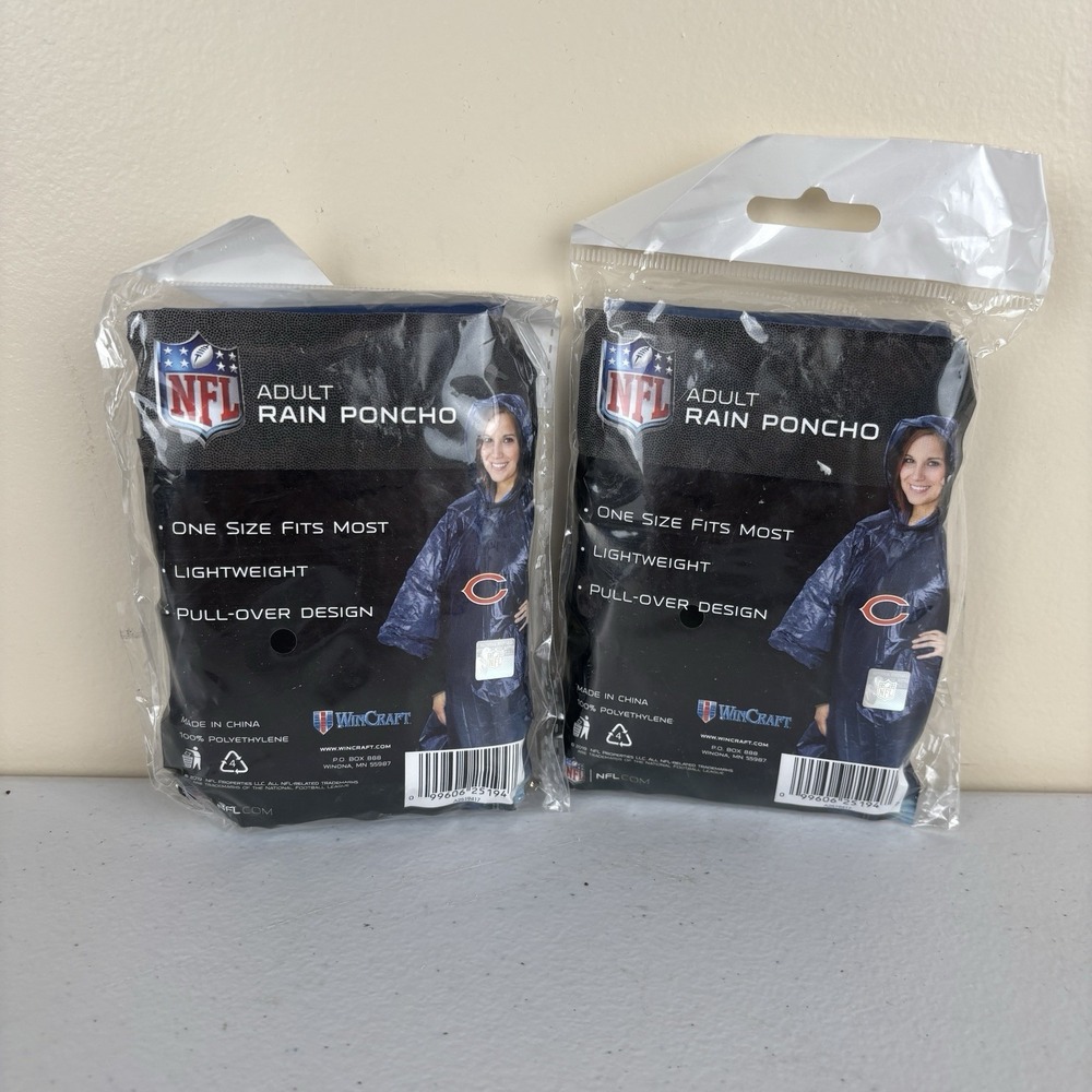 Chicago Bears Lightweight Rain Poncho‎ Lot Of 2 One Size NFL Game Day Packable